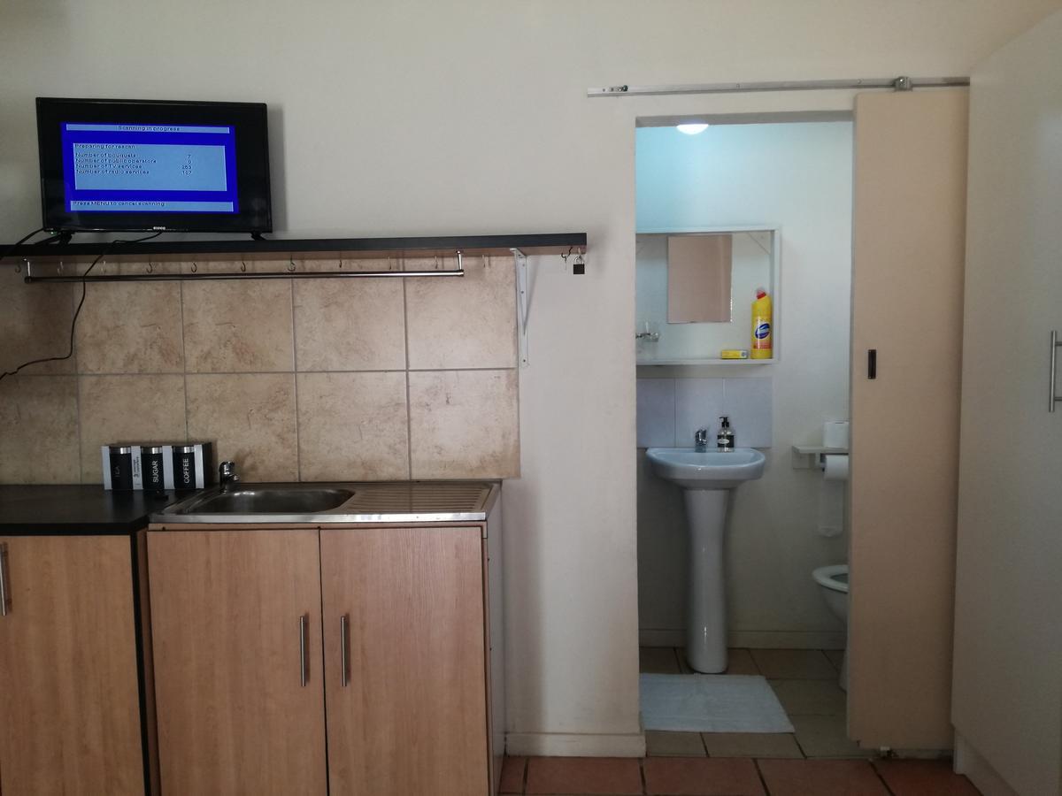 MulMas Guest House Pretoria-Noord Extérieur photo