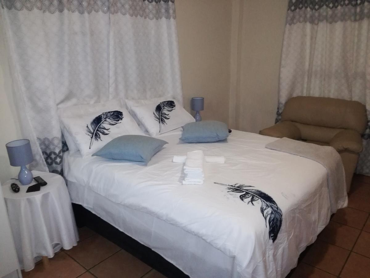MulMas Guest House Pretoria-Noord Extérieur photo